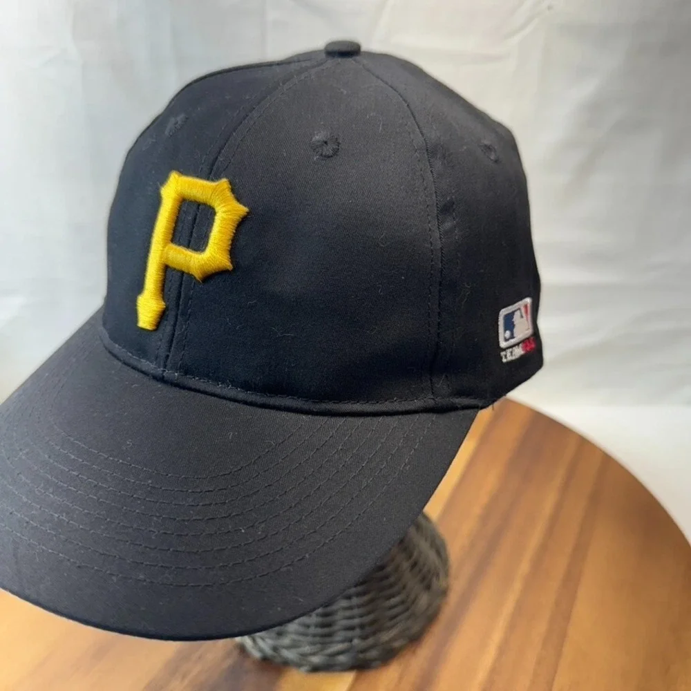 Pittsburgh Pirates Hat Cap Baseball Strapback Black Embroidered Panel‎ Pirates